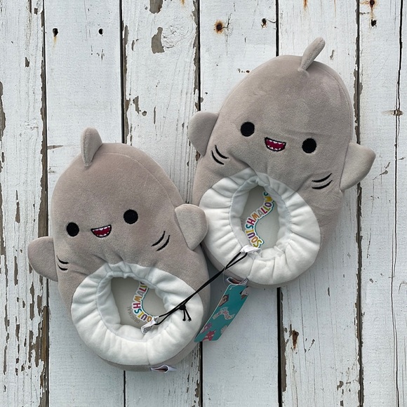 Kellytoy Shoes - Gordon the Shark Squishmallow Slippers NWT